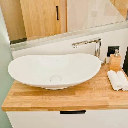 Apartamento Bracka Garden Cracóvia